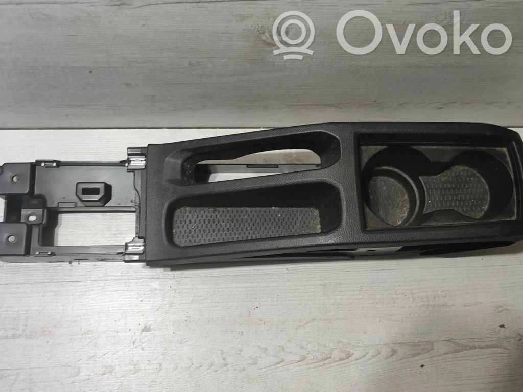 Dacia Duster II Otros elementos de la consola central (túnel) 