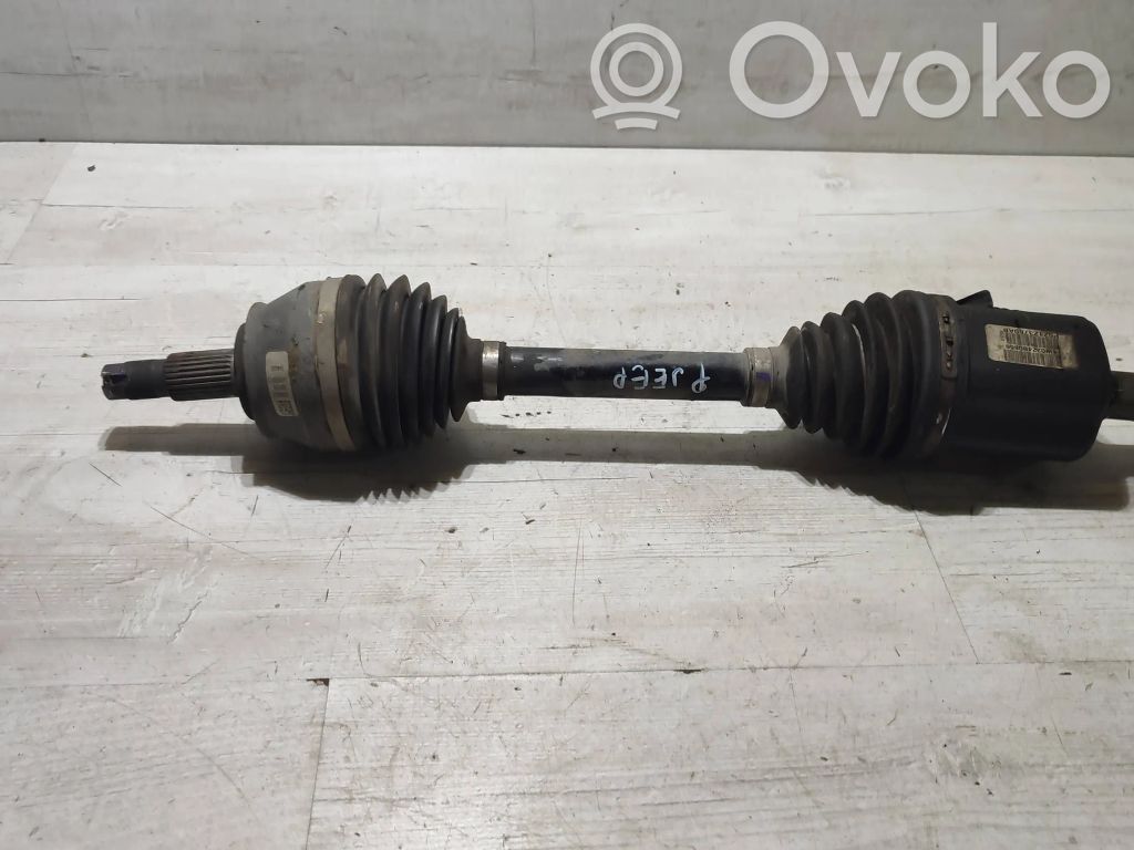 Jeep Cherokee Priekinis pusašis 