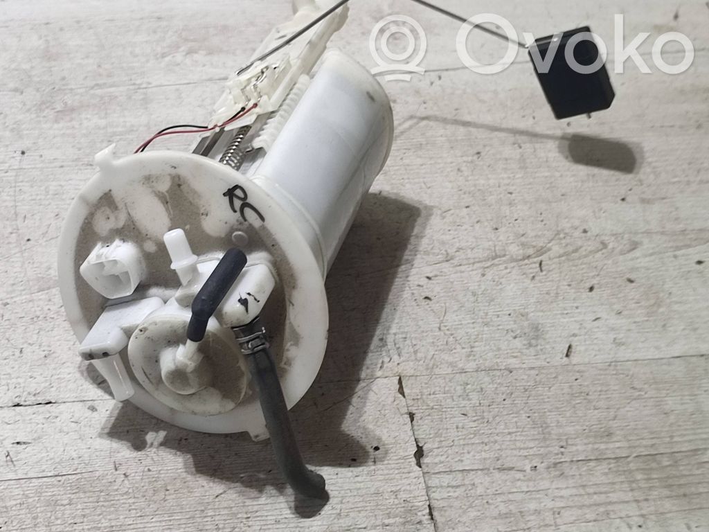 Lexus RC Kraftstoffpumpe im Tank 