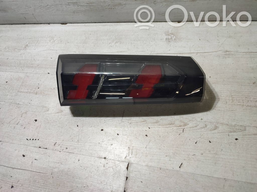 Peugeot 2008 II Rear/tail lights 