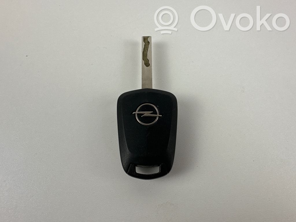 Opel Astra H Tarjeta/llave de arranque 