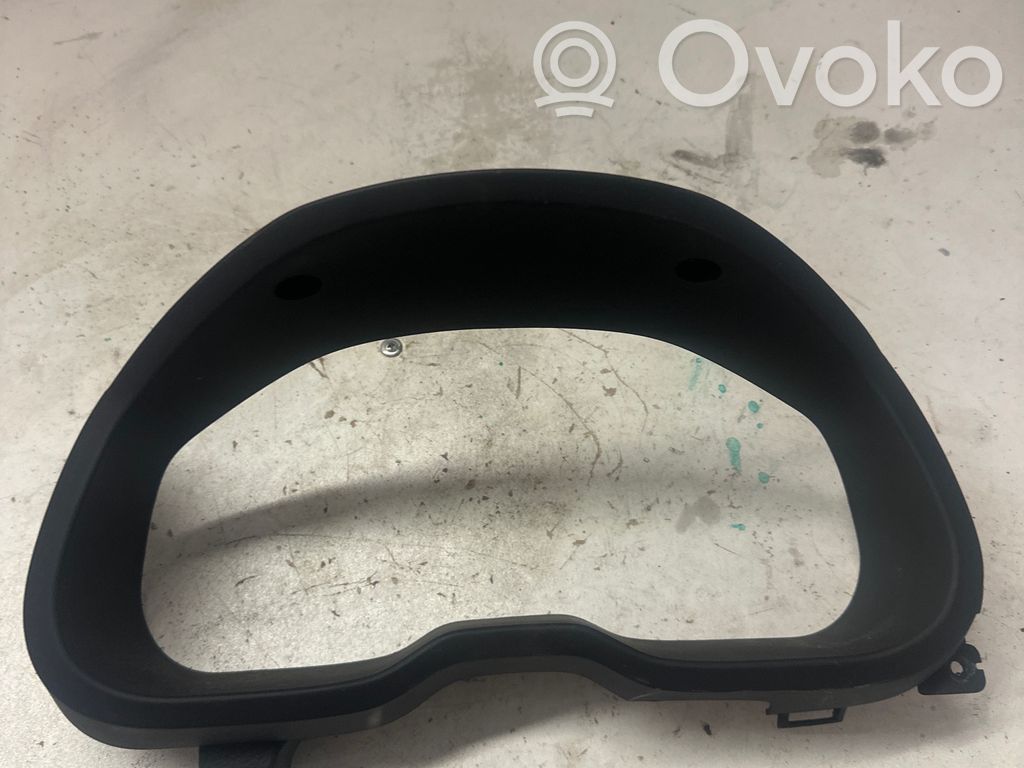 Subaru Outback Dashboard trim 