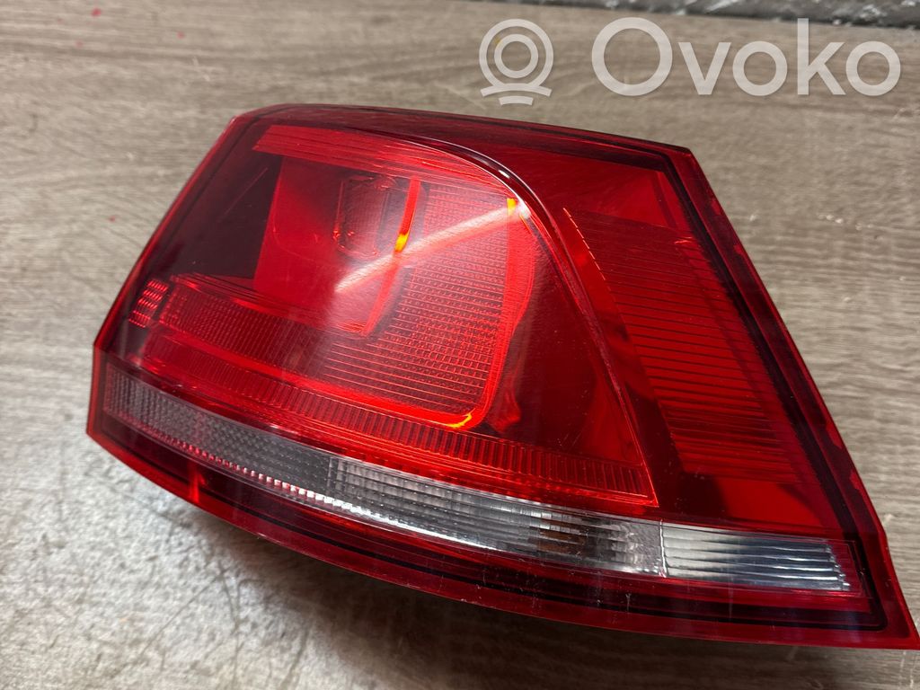 Volkswagen Golf VII Lampa tylna 