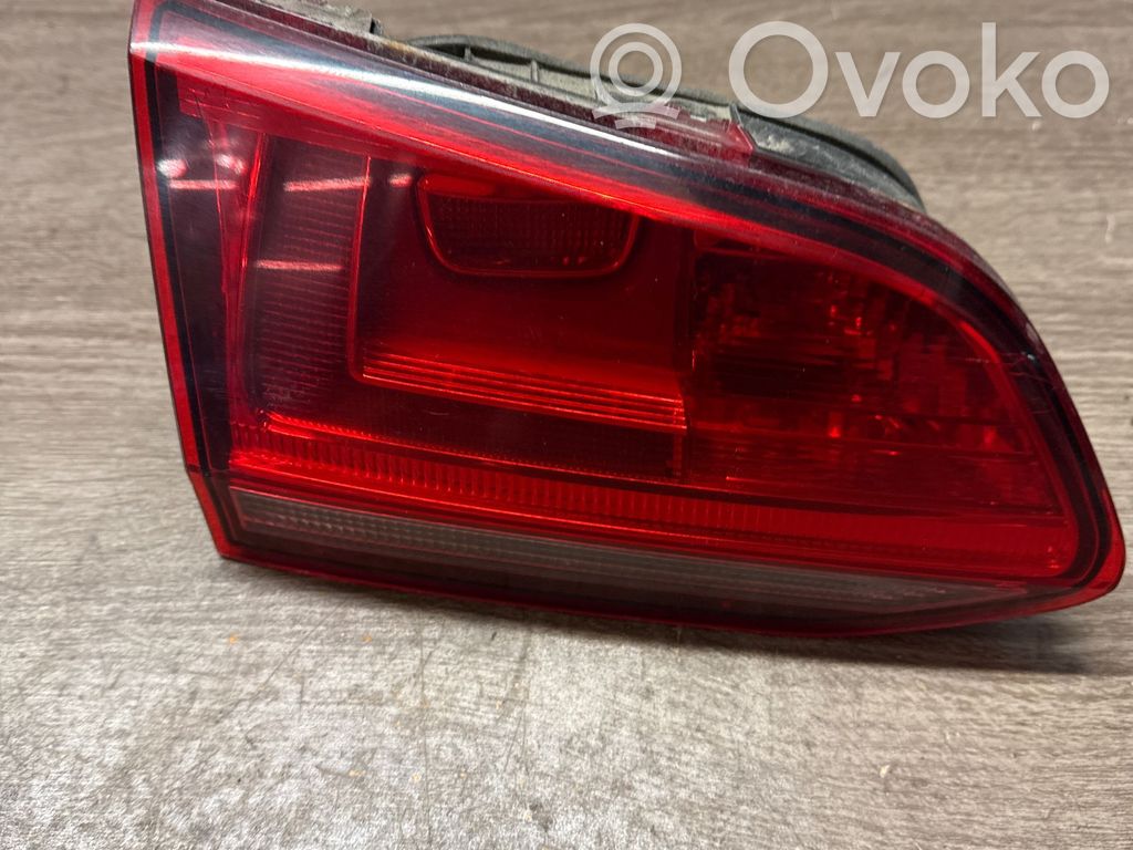 Lampy tylnej klapy bagażnika   5G9945093,90040661,5900406618746