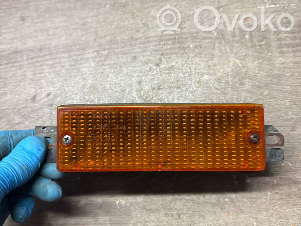 BMW 3 E30 Front indicator light 