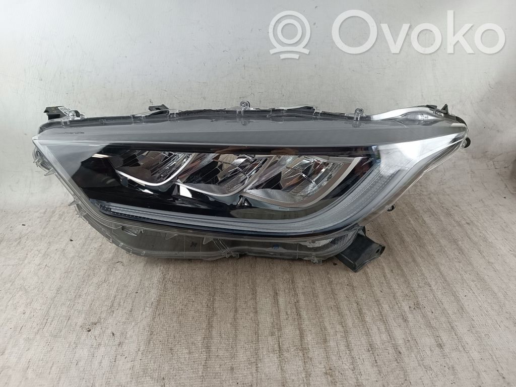 Toyota Yaris XP210 Phare frontale 