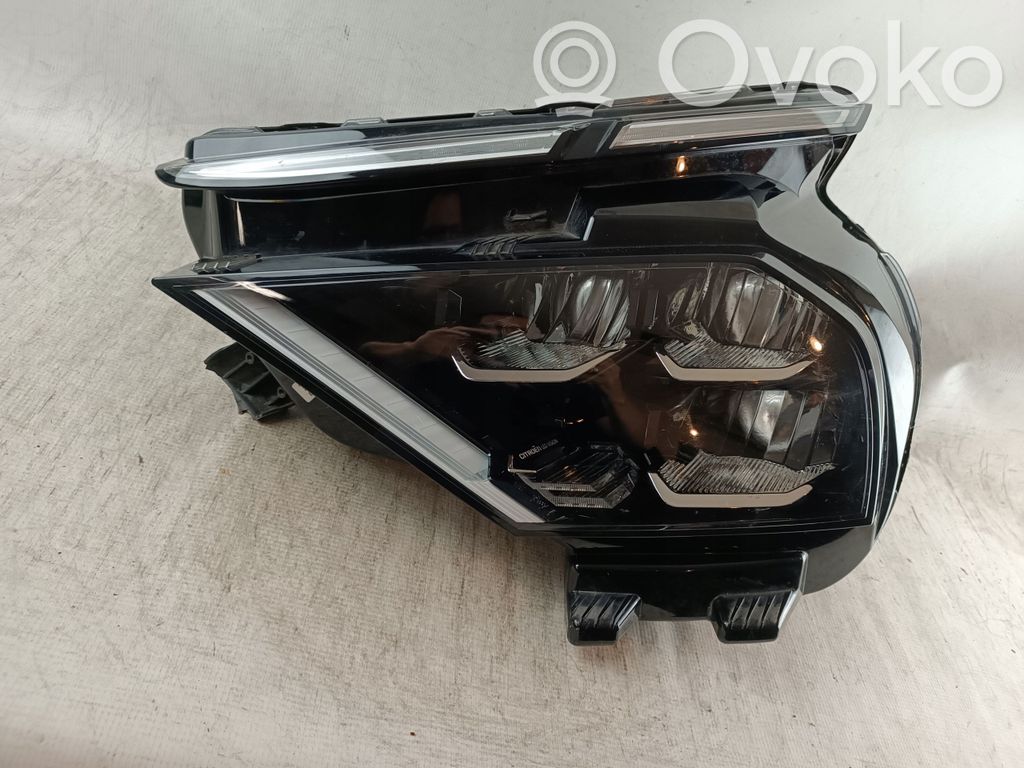 Citroen C4 III e-C4 Phare frontale 