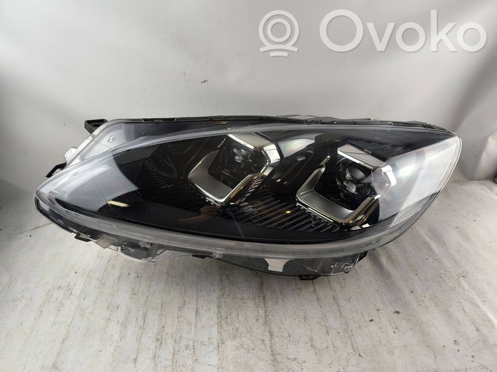 Ford Kuga III Lampa przednia 