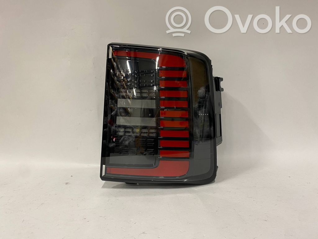 Volvo ES90 Lampă spate în caroserie 