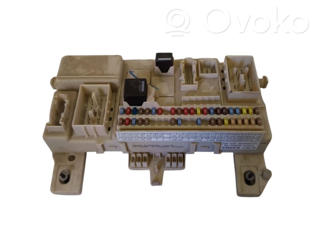 Volvo V50 Fuse module 