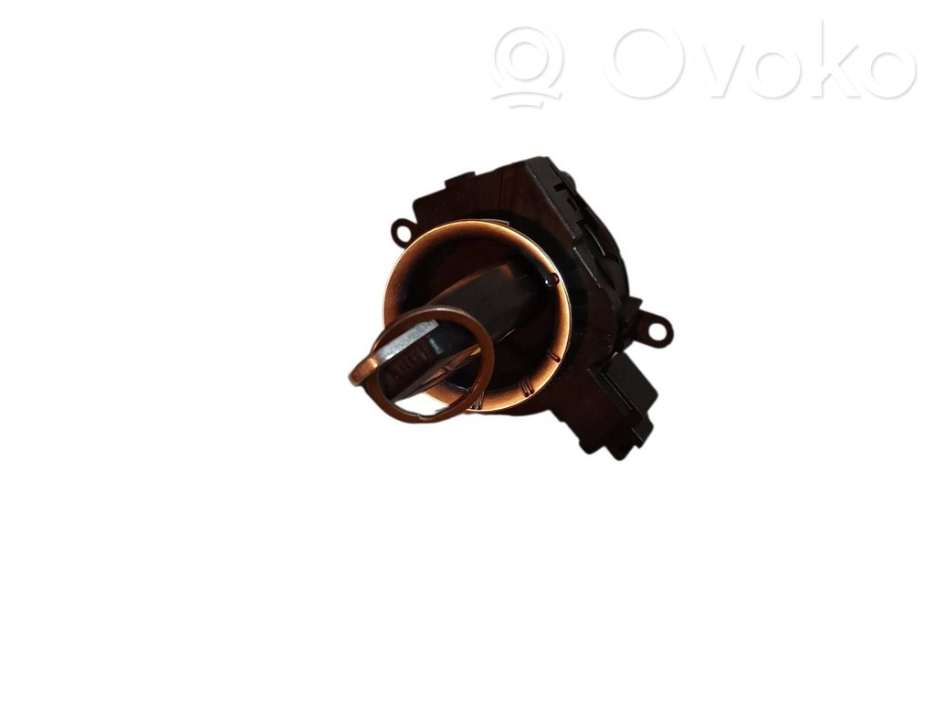 Volvo S40 Užvedimo spynelė 