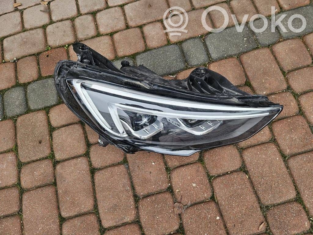 Opel Insignia B Scheinwerfer 