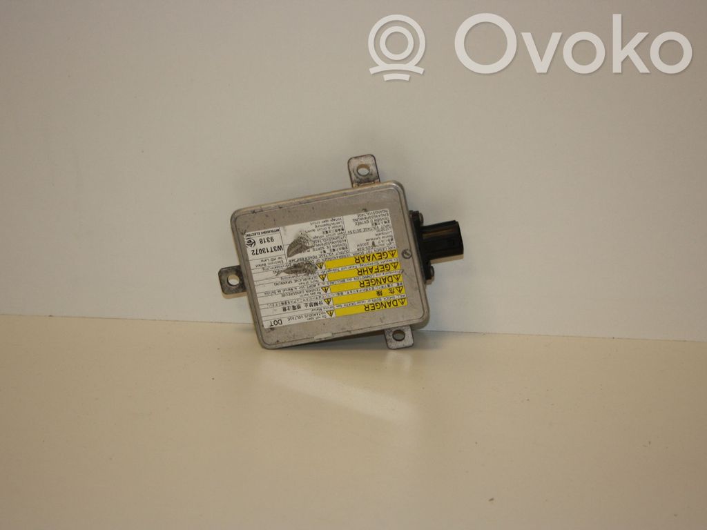 Mitsubishi Pajero Sterownik / moduł świateł Xenon 