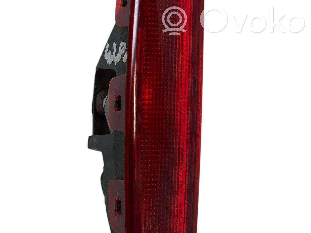Dacia Dokker Third/center stoplight 