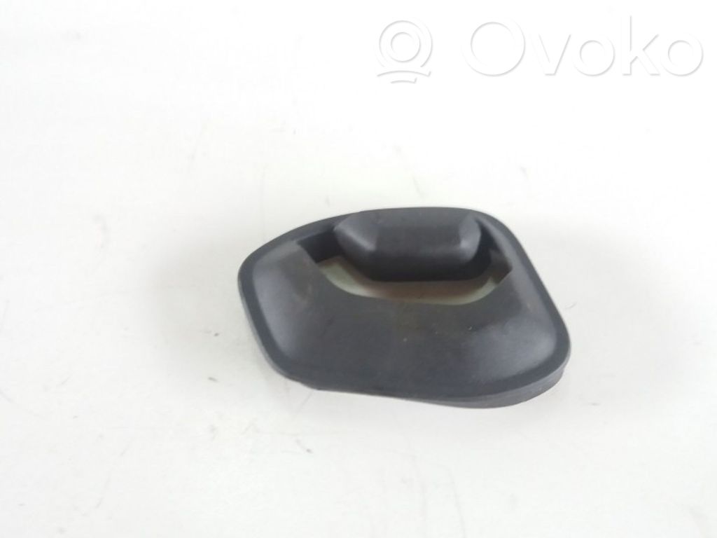 Volvo S60 Kita salono detalė 
