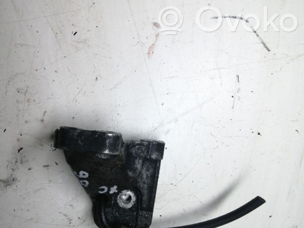 Engine mounting bracket   30741567