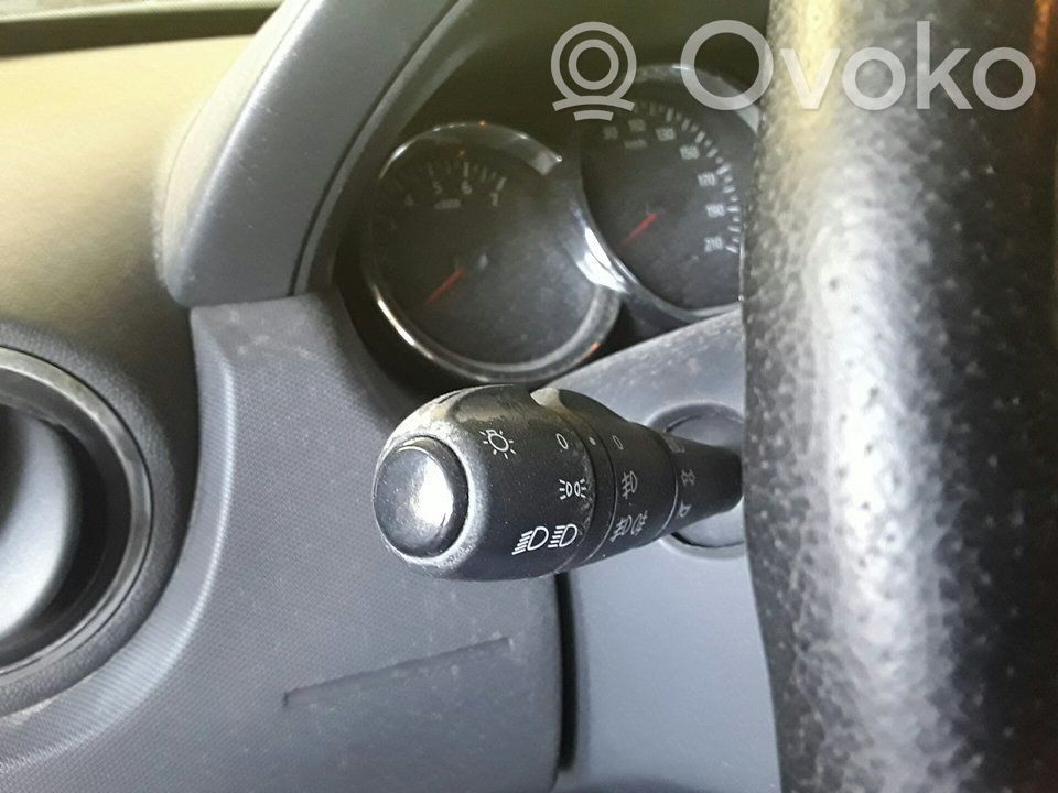 Dacia Duster Comutator lumini bord 