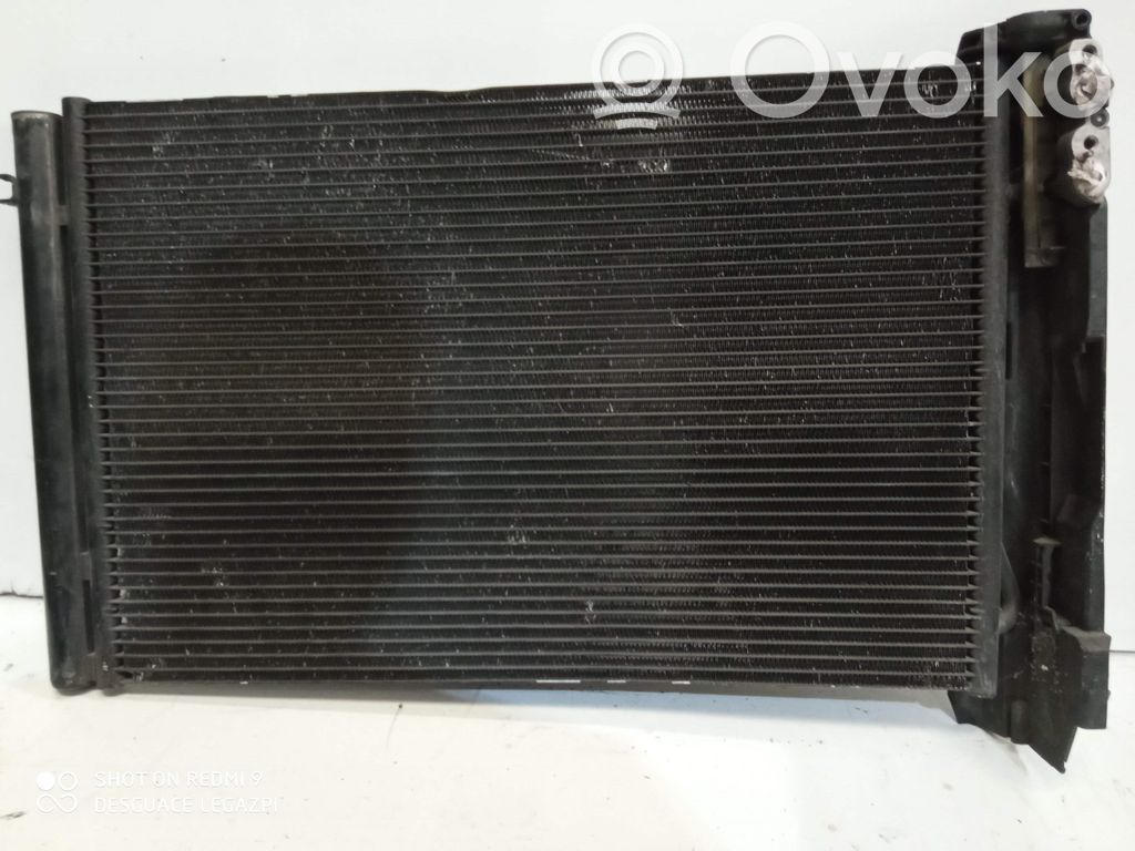 BMW 3 E90 E91 Jäähdyttimen lauhdutin (A/C) 