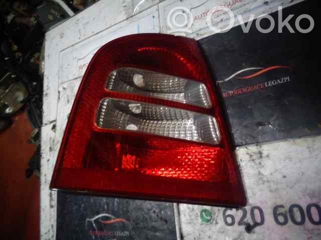 Skoda Octavia Mk1 (1U) Lampă spate în caroserie 