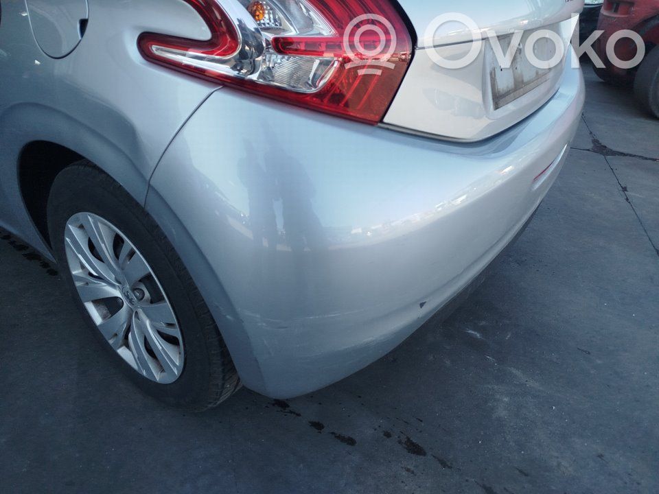 Peugeot 208 I Zderzak tylny 