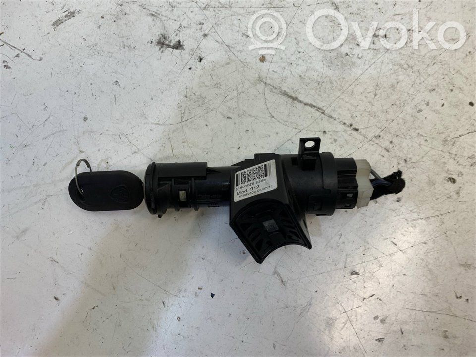Engine start stop button switch   51800628,583213