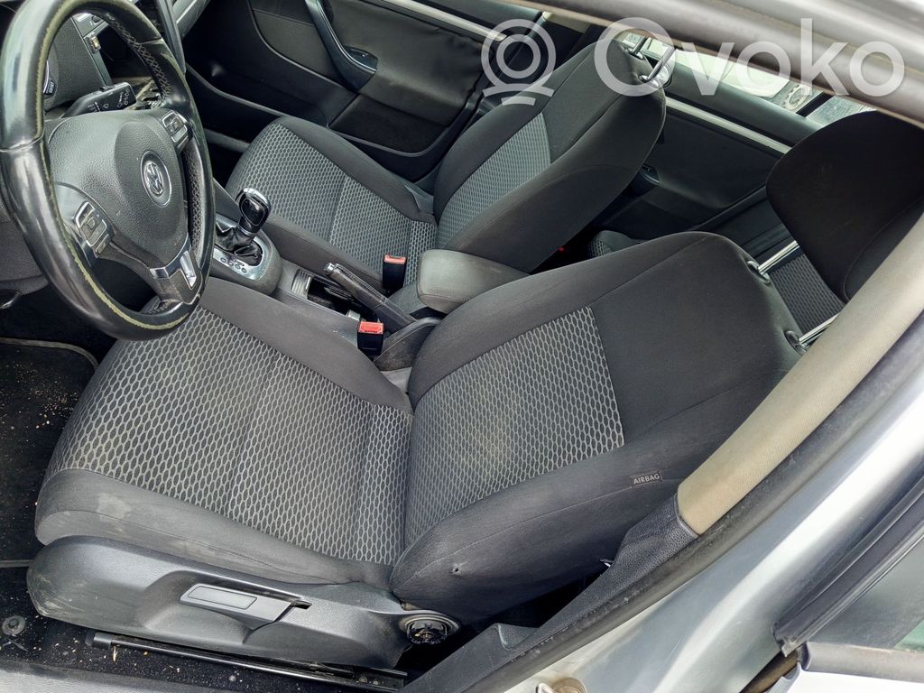 Volkswagen Golf VI Fotel przedni kierowcy 