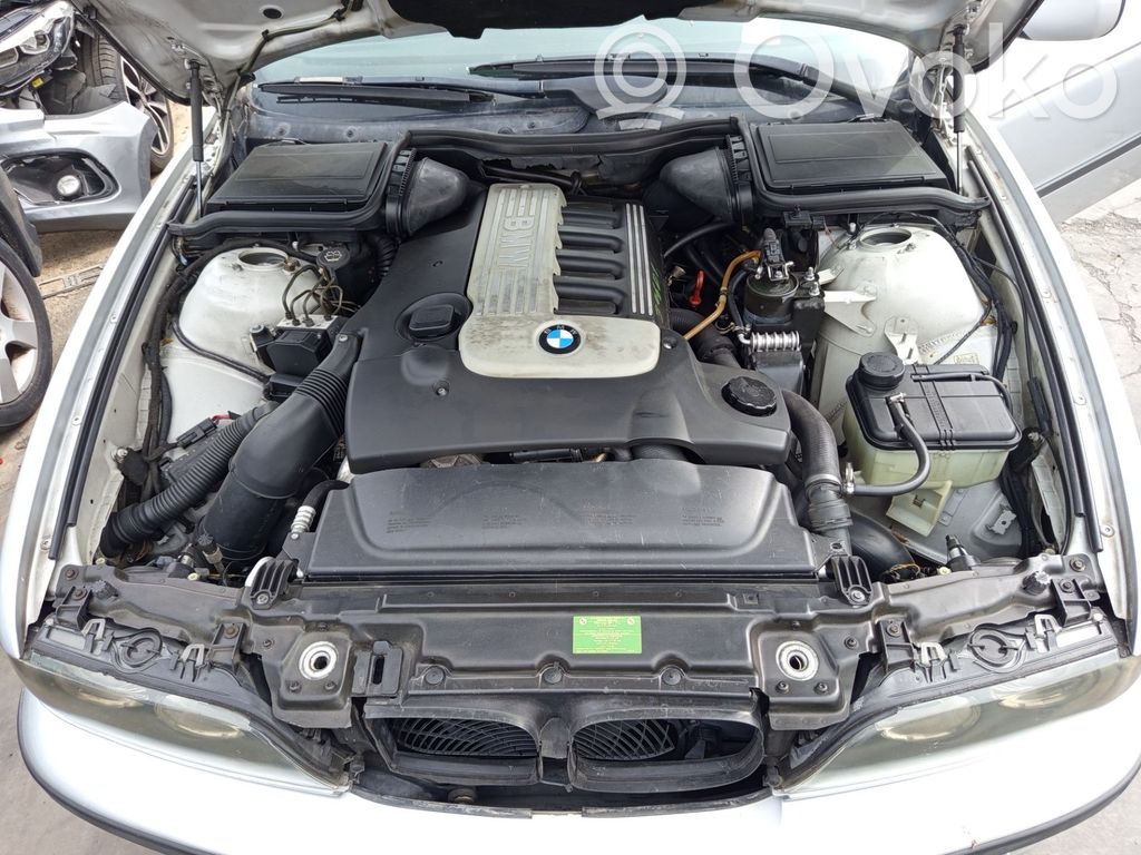 BMW 5 E39 Alte piese motor 