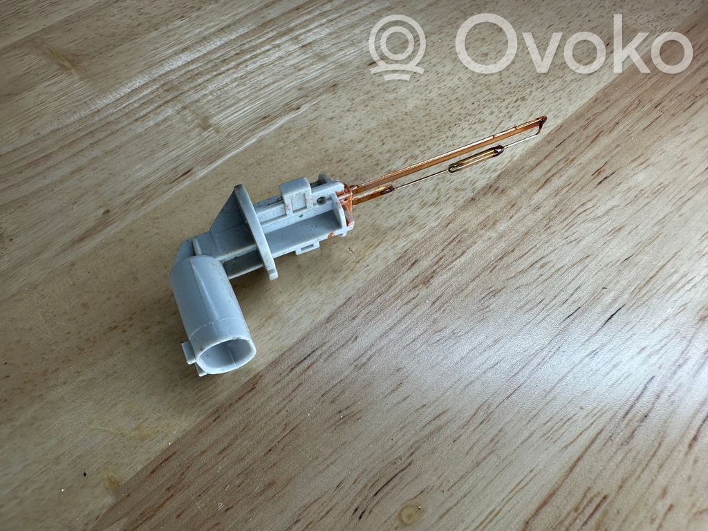 Coolant level sensor   61132359999,7506601