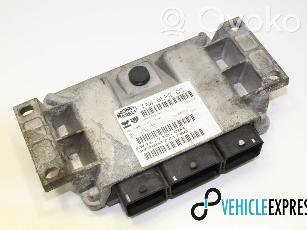 Peugeot 308 Engine control unit/module 