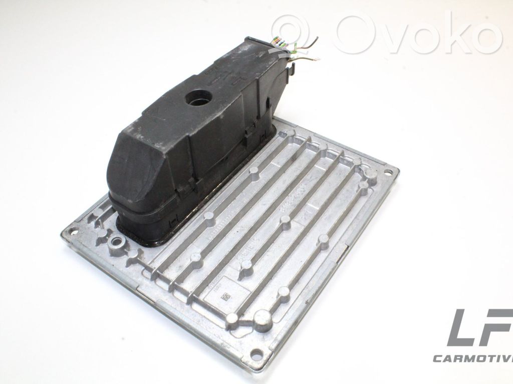 Engine control unit/module   5S5112A650DC
