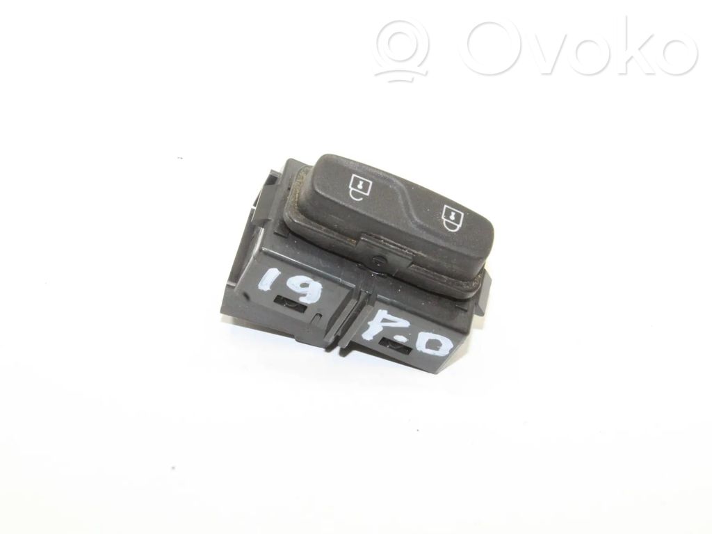 Central locking switch button   31318988