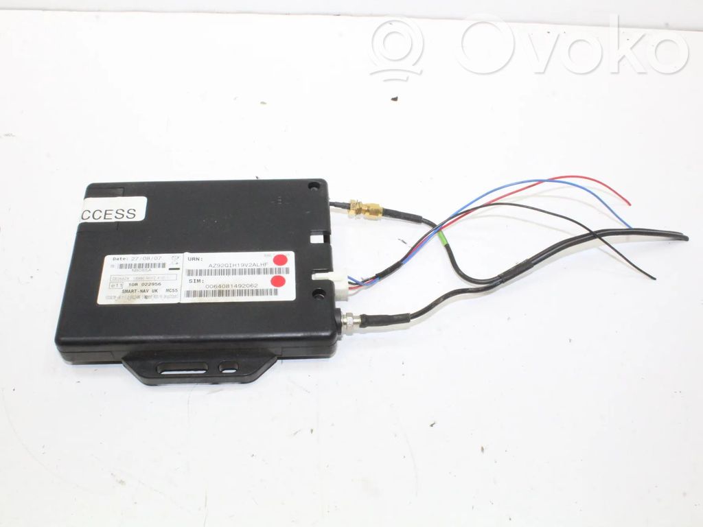 GPS navigation control unit/module   10R022956