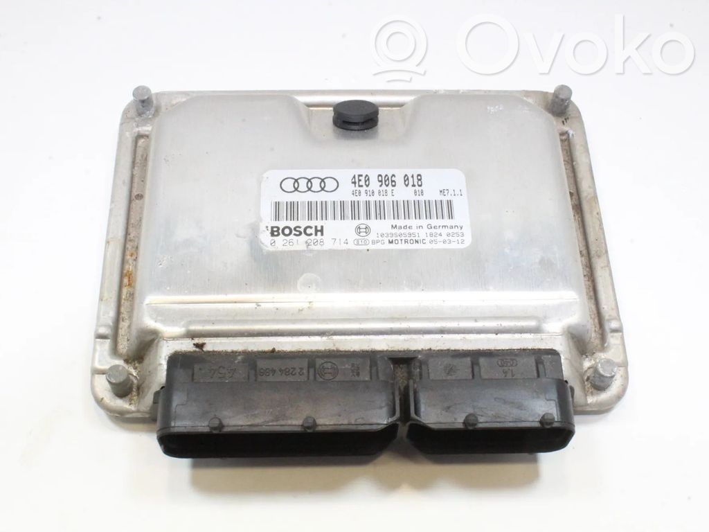 Unidad de control/módulo del motor   0261208714,4E0906018