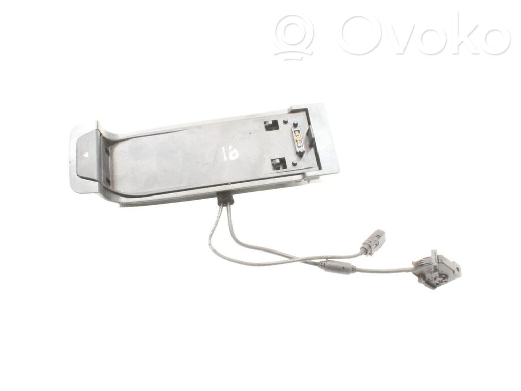 Unité de commande, module téléphone   6941464