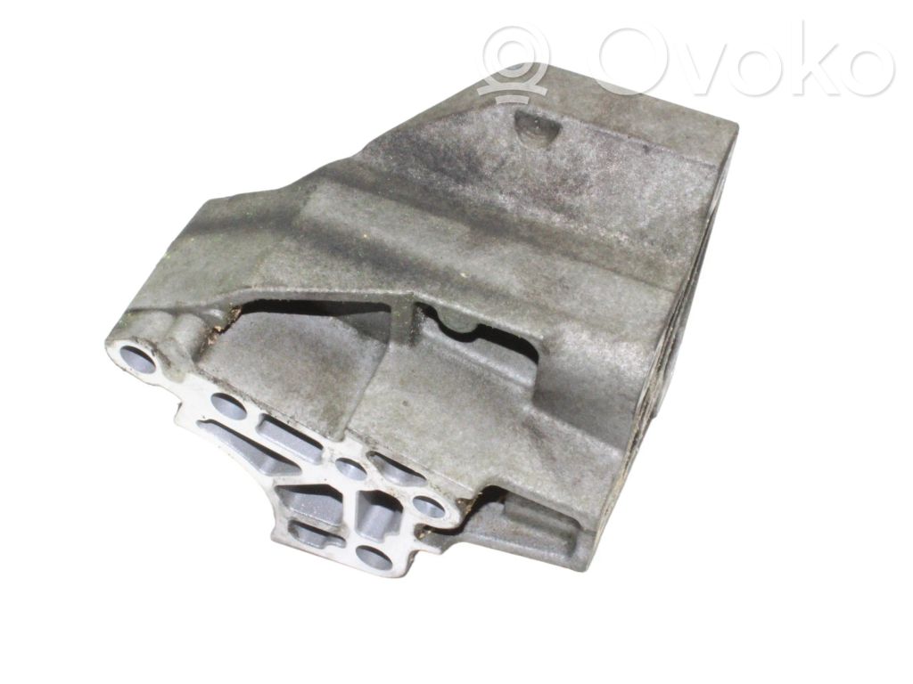 Engine mounting bracket   9682877580