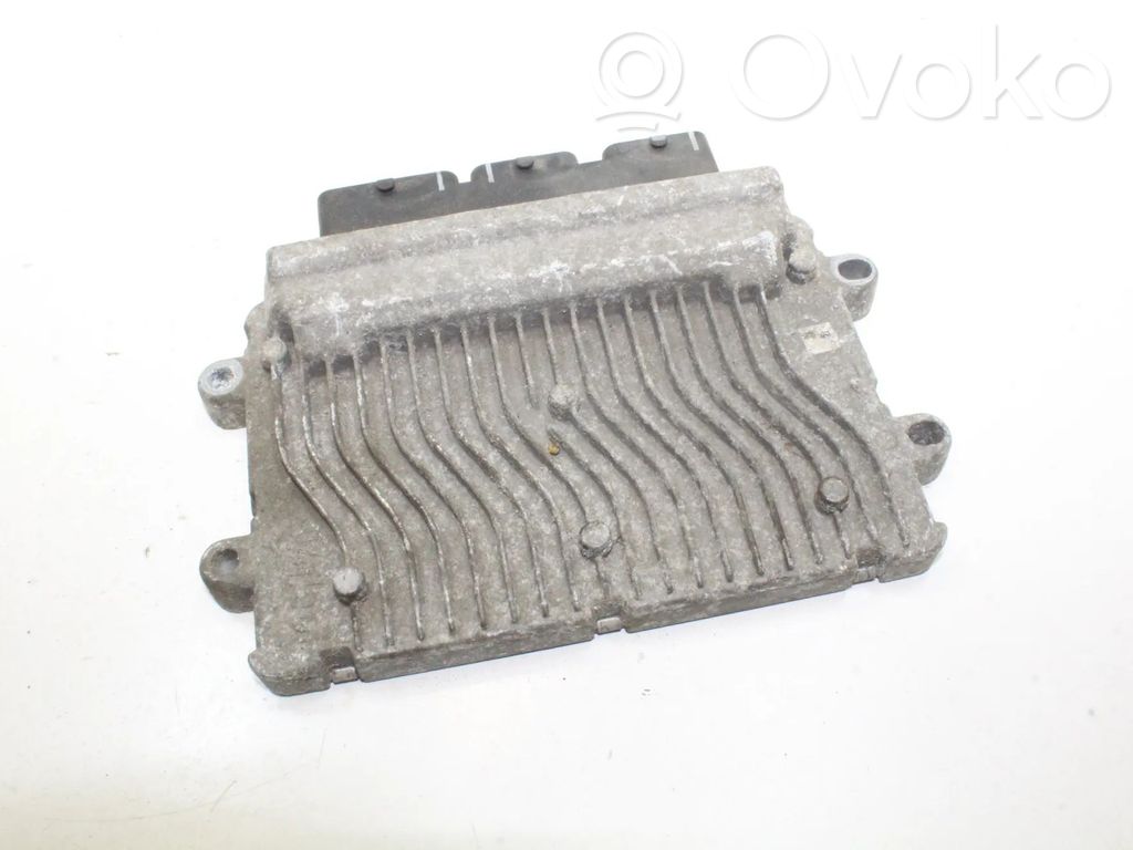 Peugeot 206 Calculateur moteur ECU 