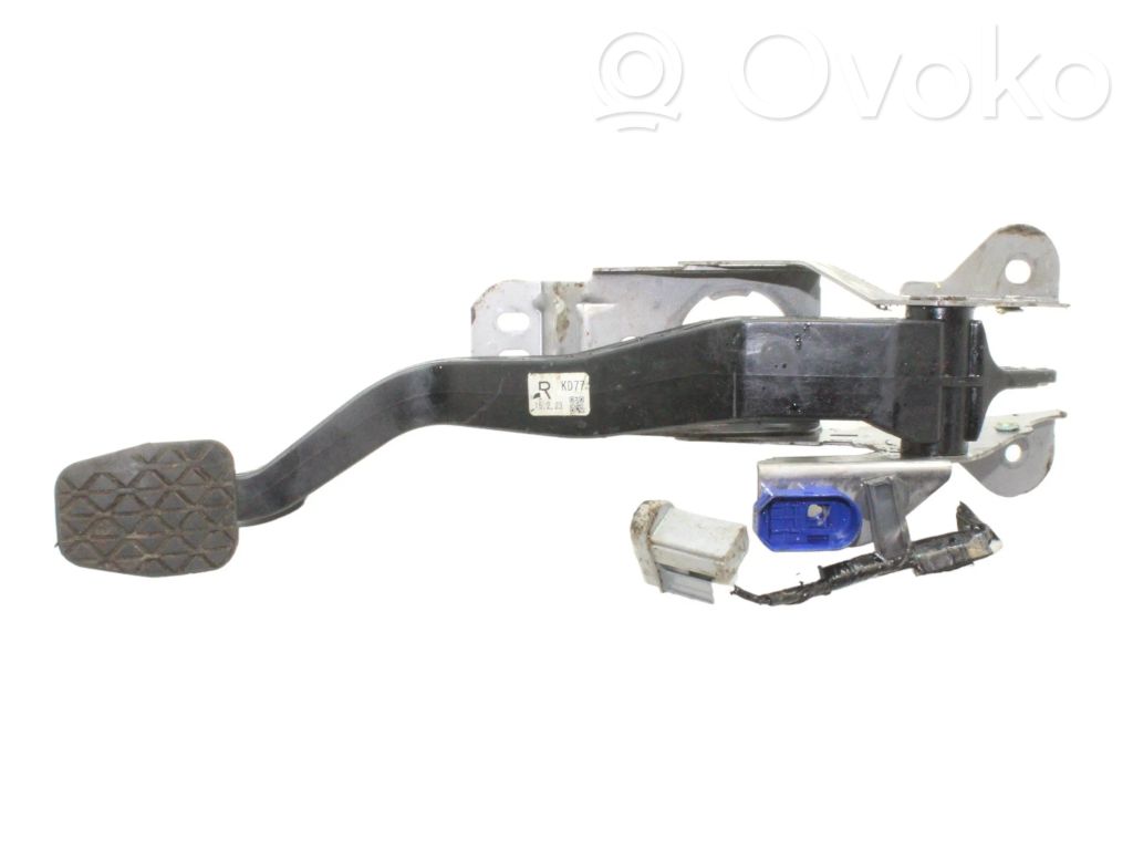 Pedal de embrague   KE9241300