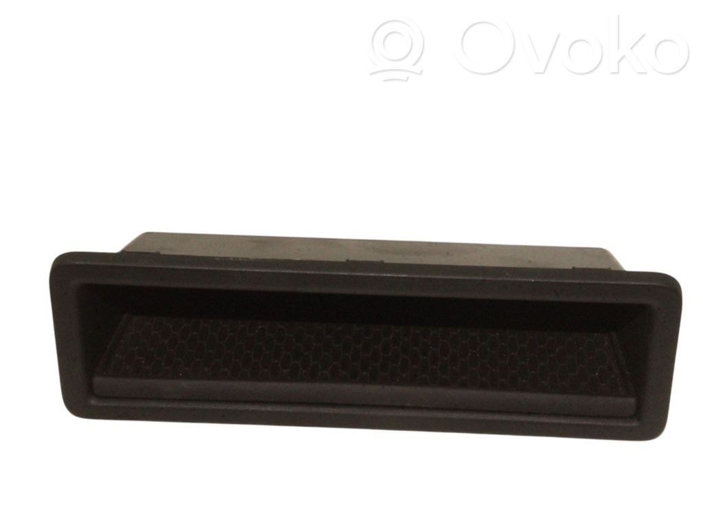 Compartimiento/consola central del panel   GX73044C82A