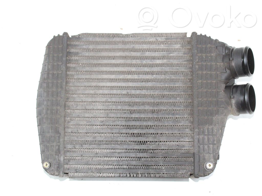 Conducto/guía del intercooler   16484792
