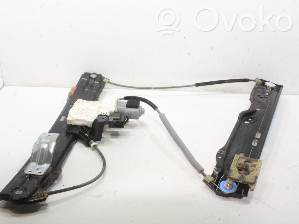Jaguar XE Elektryczny podnośnik szyby drzwi 