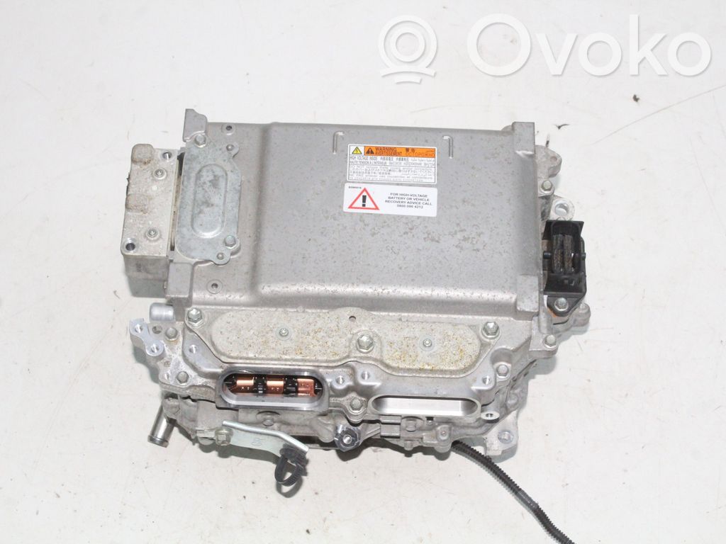 Inversor/convertidor de voltaje   G920030132,G927053010