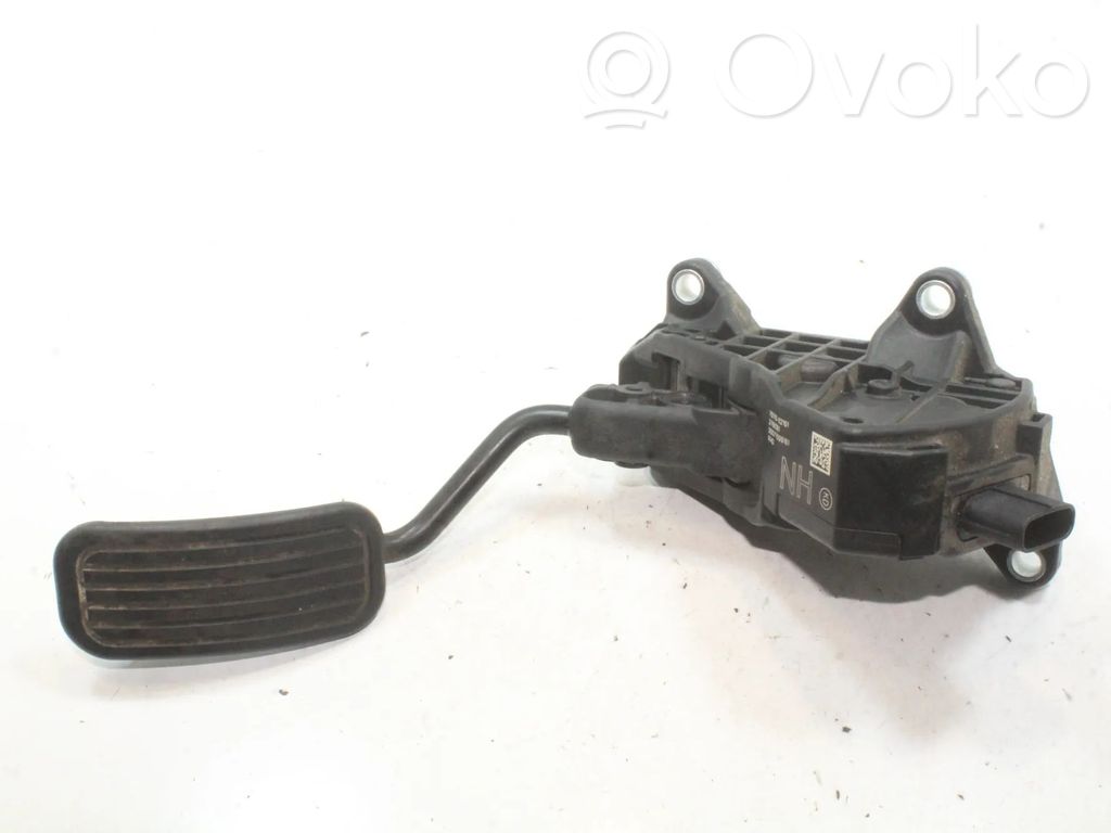 Accelerator throttle pedal   7811002191