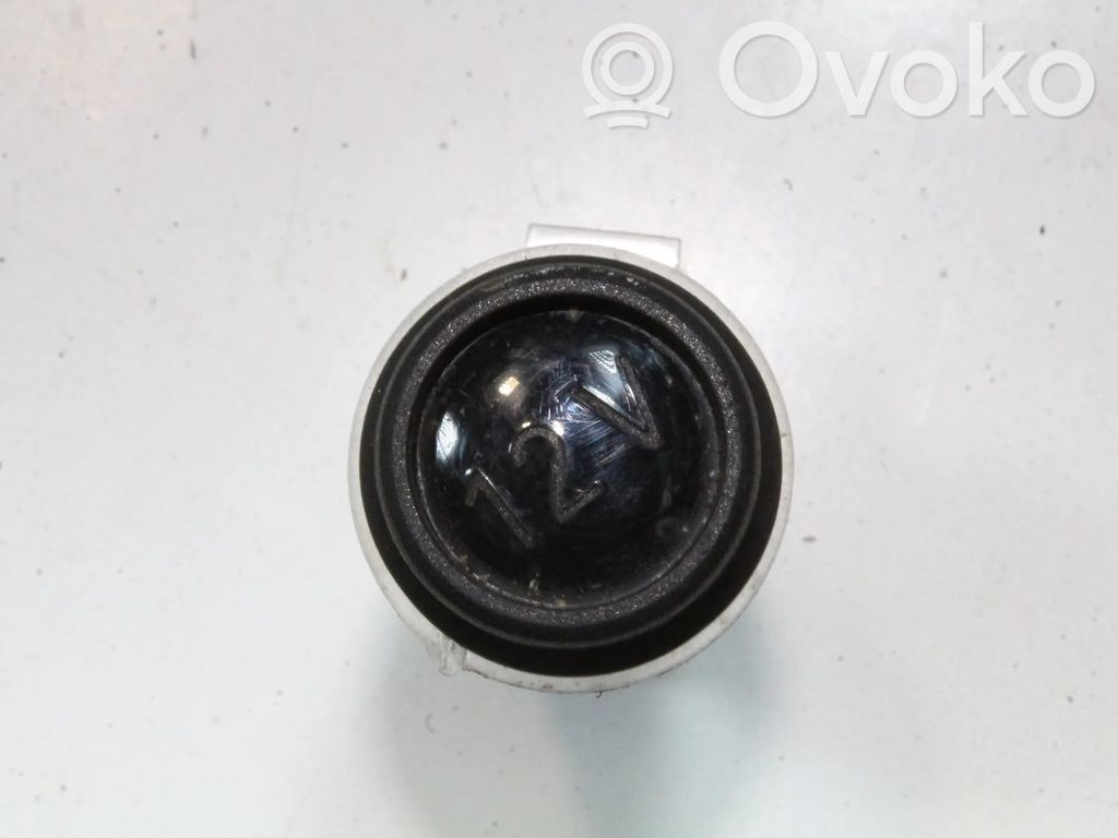 BMW 1 F40 Cigarette lighter 
