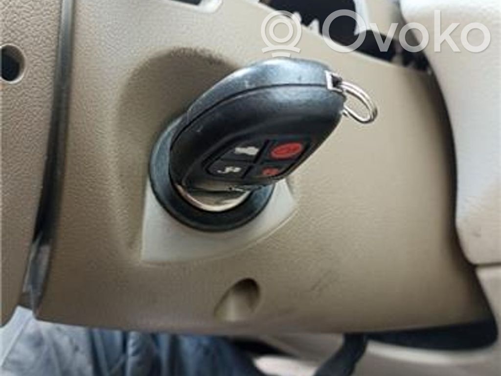 Užvedimo spynelė   96AB1152AF