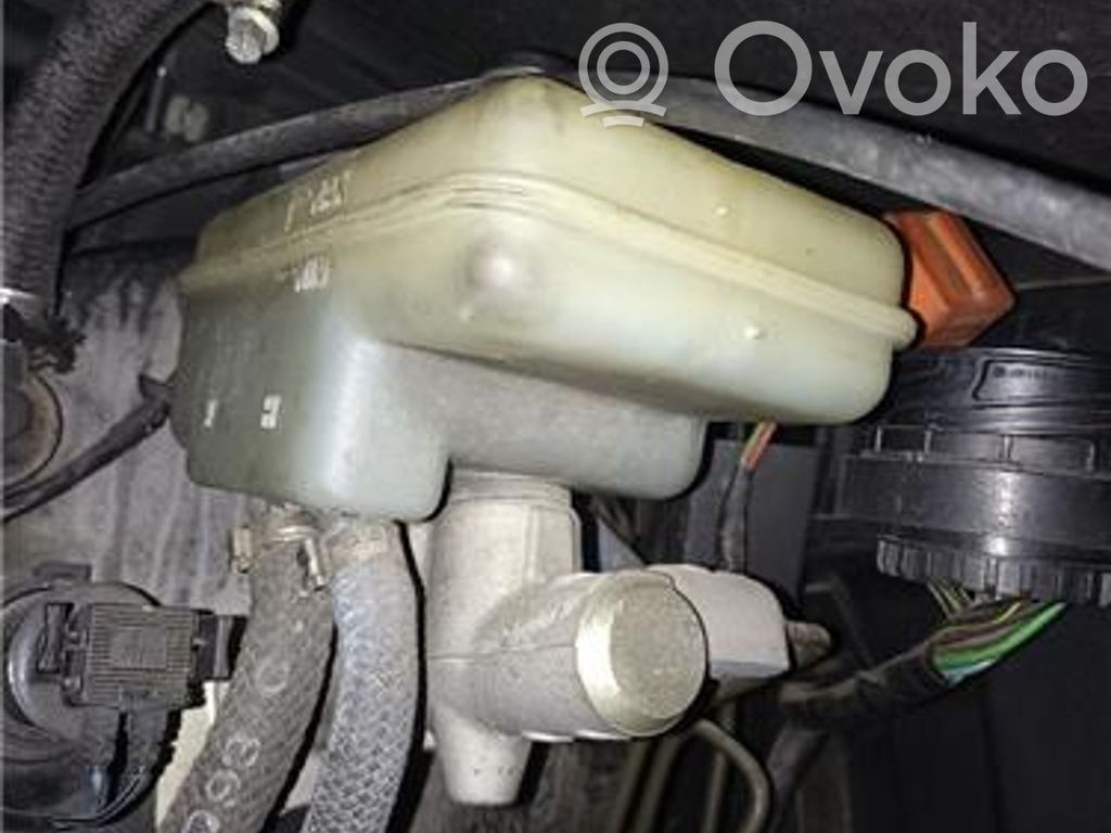 BMW 3 E36 Brake booster 