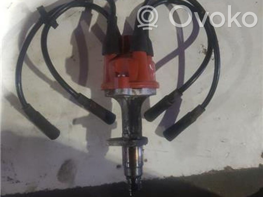 Renault Clio I Spark distributor cap 