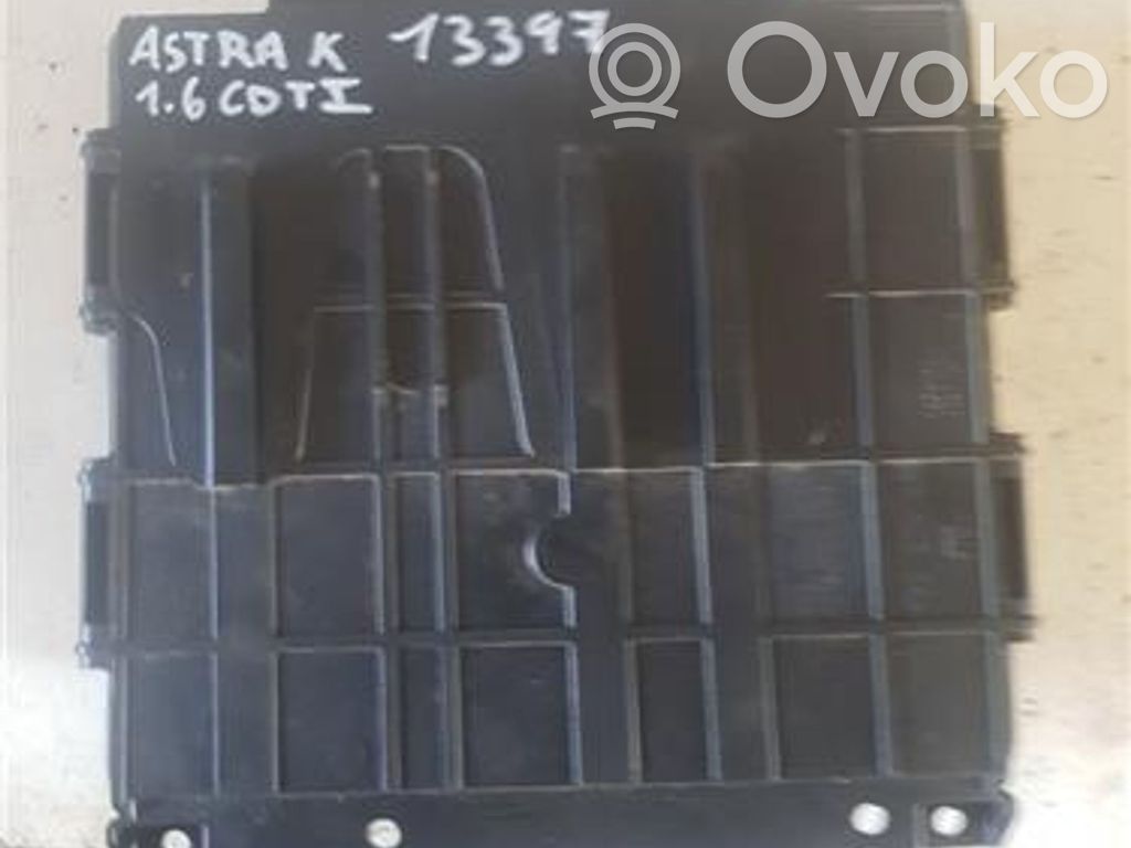 Engine control unit/module ECU   39025864