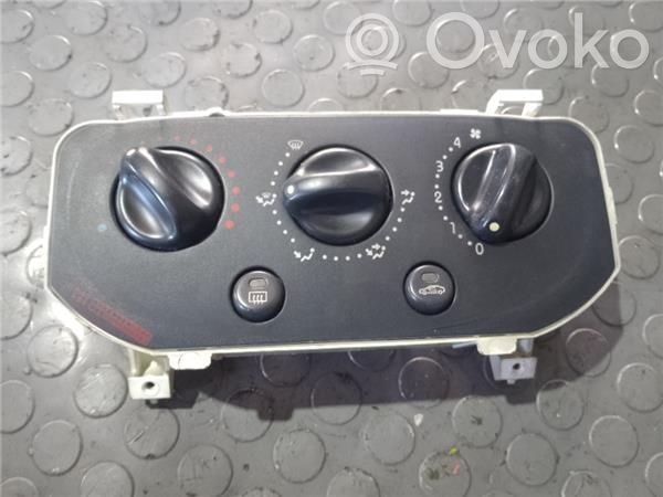 Renault Clio II Air conditioning (A/C) switch 