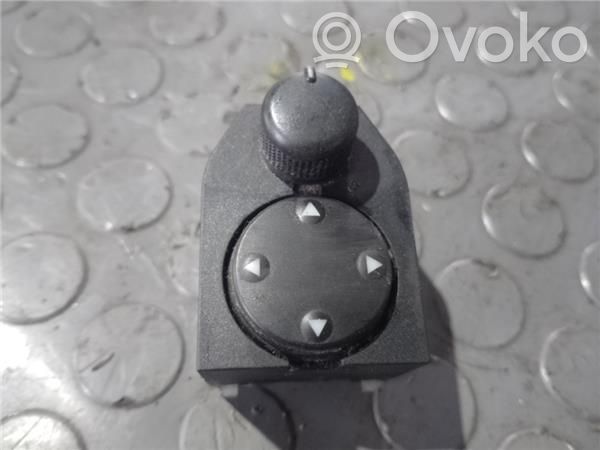 Wing mirror switch   8D0959565A,3240034