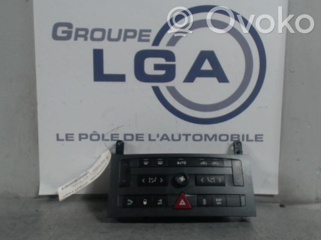 Peugeot 407 Climate control unit 